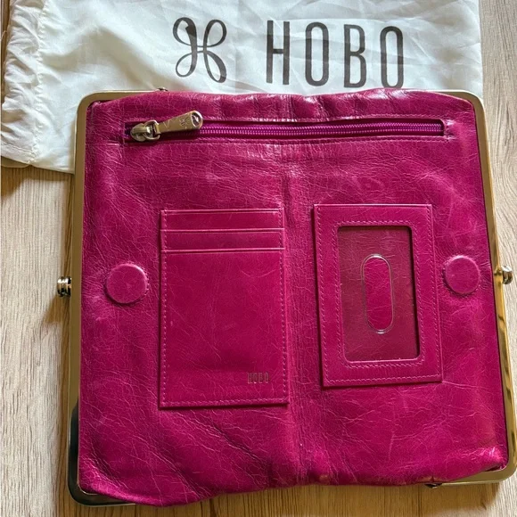 HOBO Lauren Clutch Wallet - Picture 5 of 8